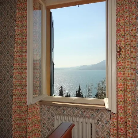Villa Sanesi Torri Del Benaco