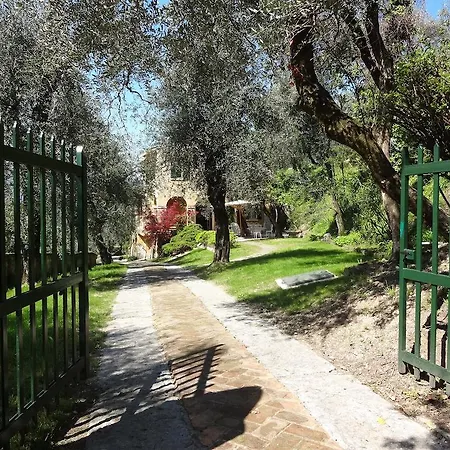 Sanesi Villa
